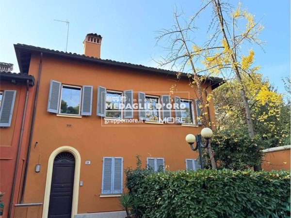 ufficio in vendita a Modena in zona Centro Storico
