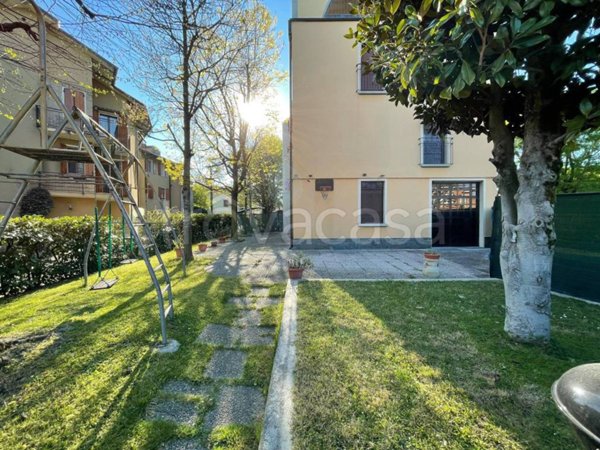 appartamento in vendita a Modena in zona Lesignana