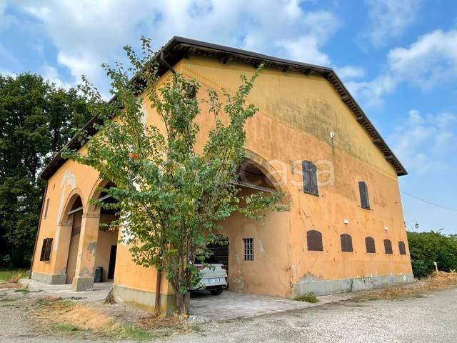 casa indipendente in vendita a Modena in zona Cognento