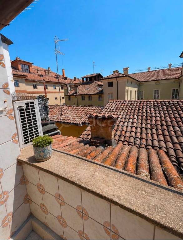 appartamento in vendita a Modena in zona Centro Storico