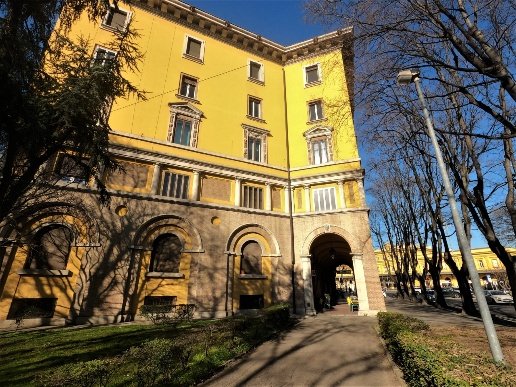 appartamento in vendita a Modena in zona Crocetta