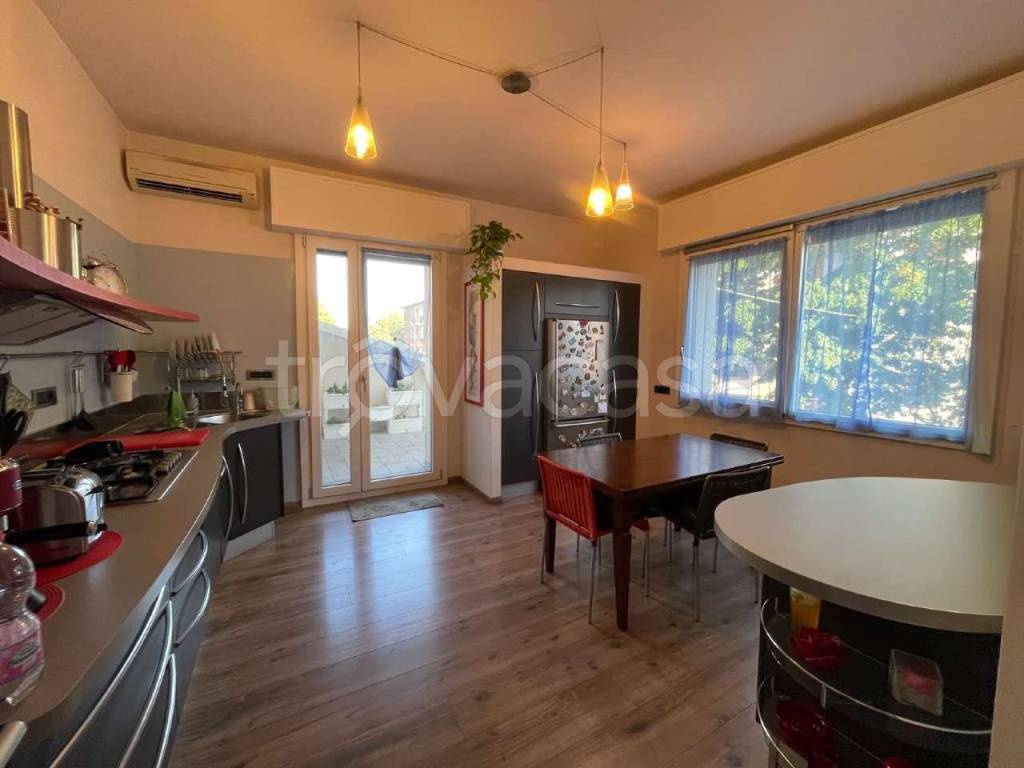 casa indipendente in vendita a Modena in zona San Cataldo
