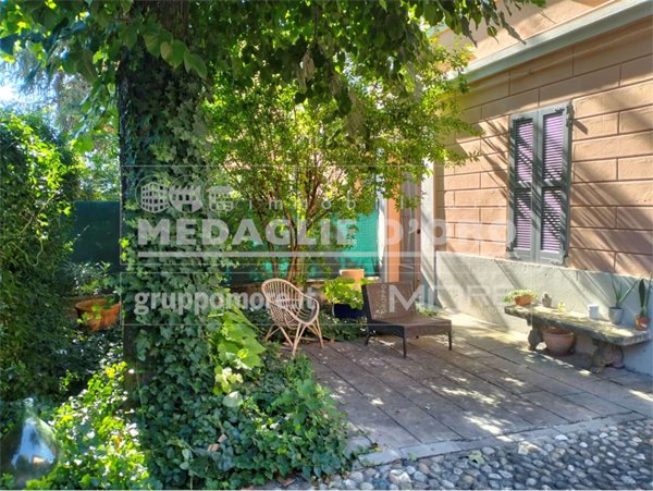 casa indipendente in vendita a Modena in zona Crocetta