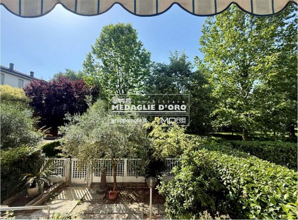 casa indipendente in vendita a Modena in zona Vaciglio