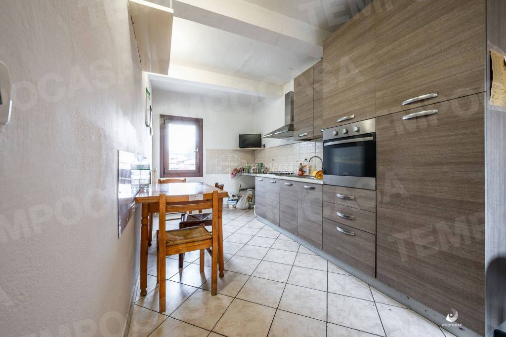 appartamento in vendita a Modena in zona Madonnina / Quattro Ville