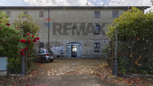 casa indipendente in vendita a Modena in zona Villanova