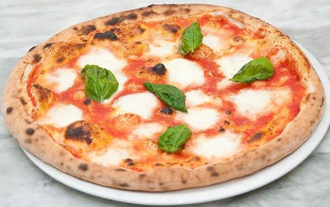 negozio in vendita a Modena in zona Centro Storico