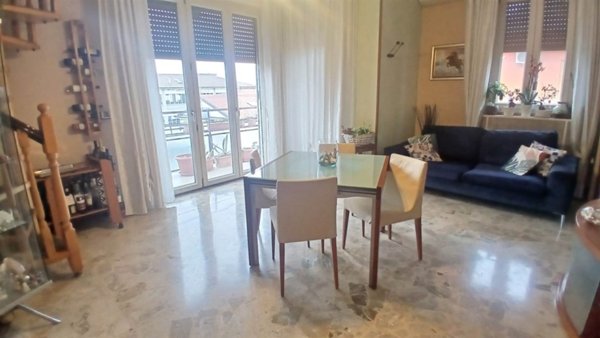 appartamento in vendita a Modena in zona Crocetta