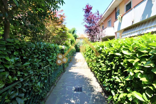 casa indipendente in vendita a Modena in zona Buon Pastore