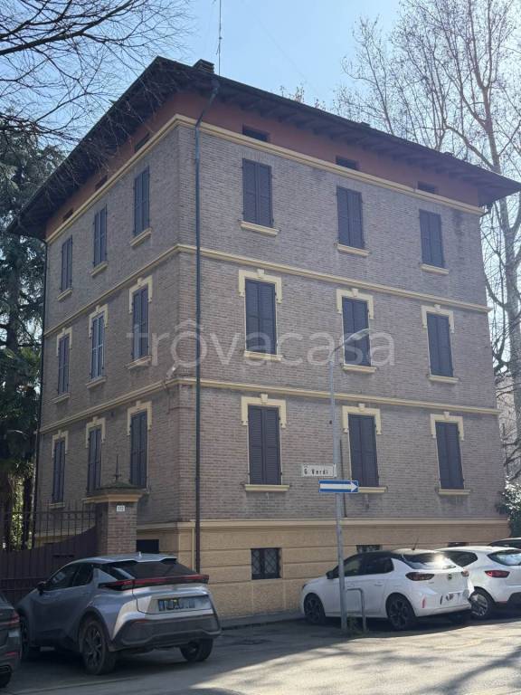 appartamento in vendita a Modena in zona Centro Storico