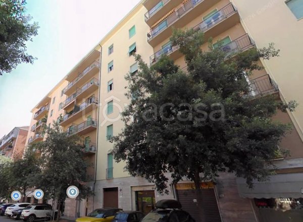 appartamento in vendita a Modena in zona Crocetta