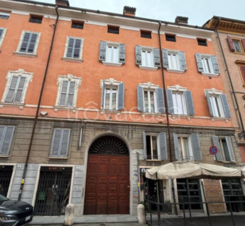 appartamento in vendita a Modena in zona Centro Storico