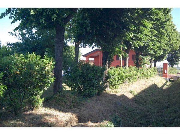 casa indipendente in vendita a Modena
