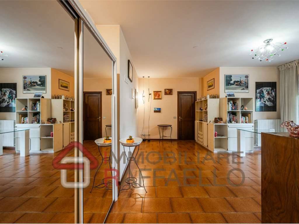 appartamento in vendita a Modena in zona Buon Pastore
