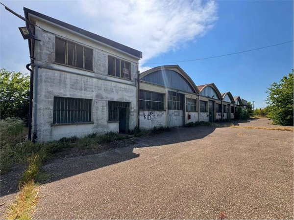 terreno edificabile in vendita a Modena in zona Cittanova