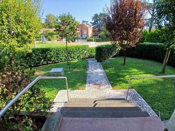 casa indipendente in vendita a Modena