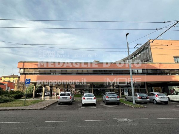 ufficio in vendita a Modena in zona Buon Pastore
