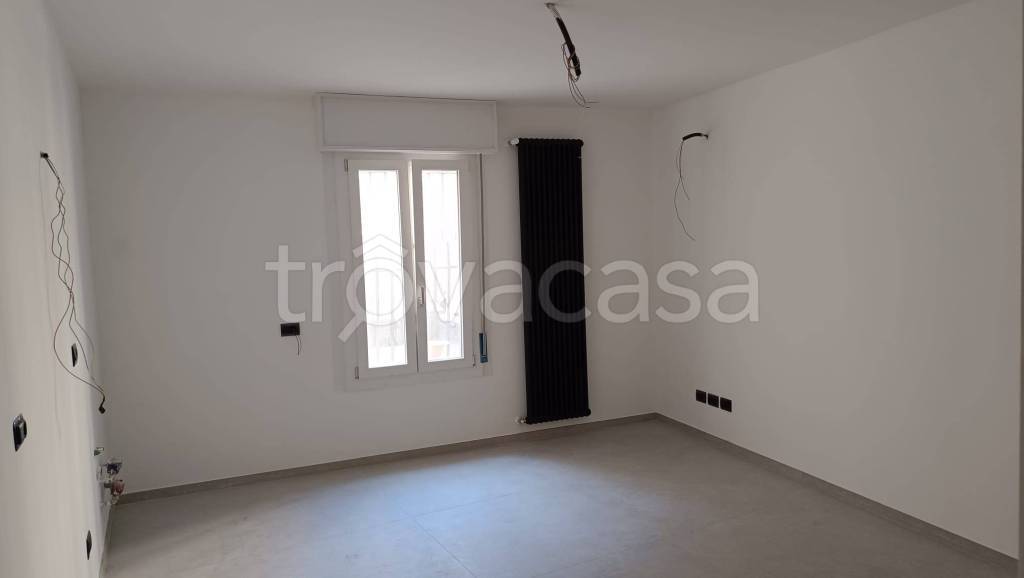 appartamento in vendita a Modena in zona Centro Storico