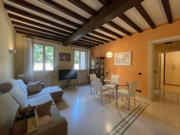 appartamento in vendita a Modena in zona Centro Storico