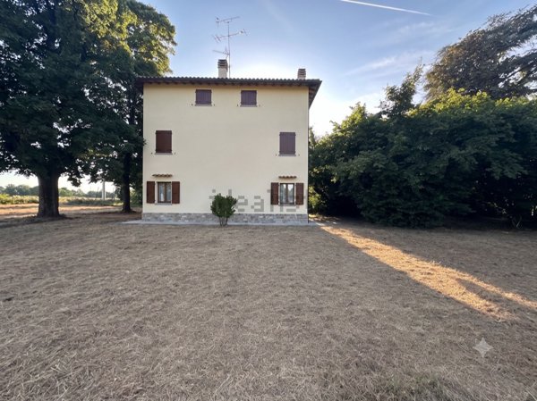 casa indipendente in vendita a Modena in zona Marzaglia
