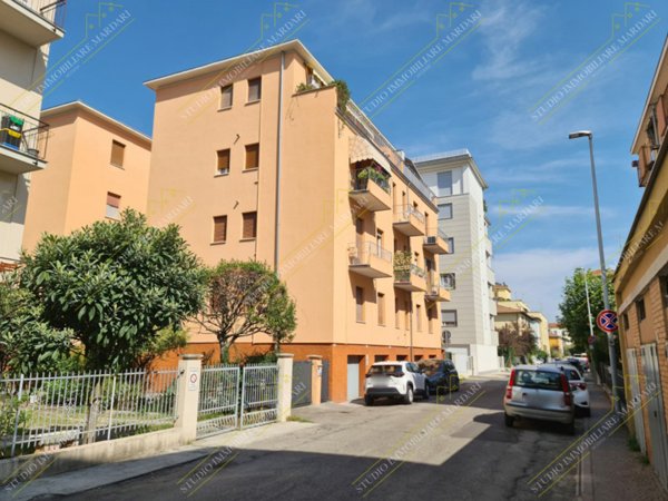 appartamento in vendita a Modena in zona Buon Pastore