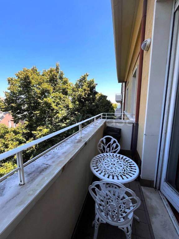 appartamento in vendita a Modena in zona Centro Storico