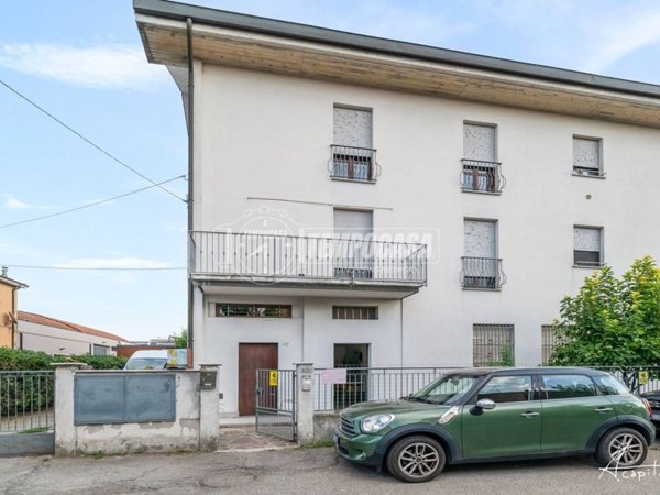 appartamento in vendita a Modena in zona Madonnina / Quattro Ville