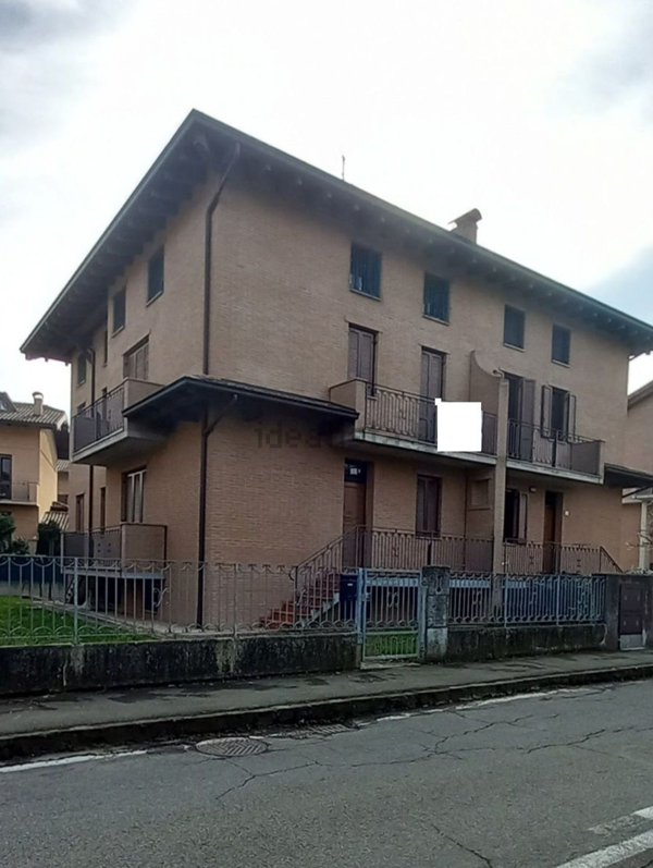 casa indipendente in vendita a Modena in zona Cognento