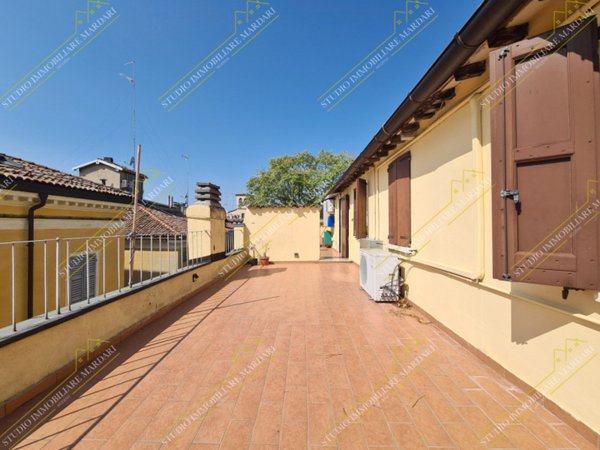 appartamento in vendita a Modena in zona Centro Storico