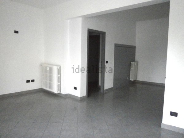 ufficio in vendita a Modena in zona Buon Pastore