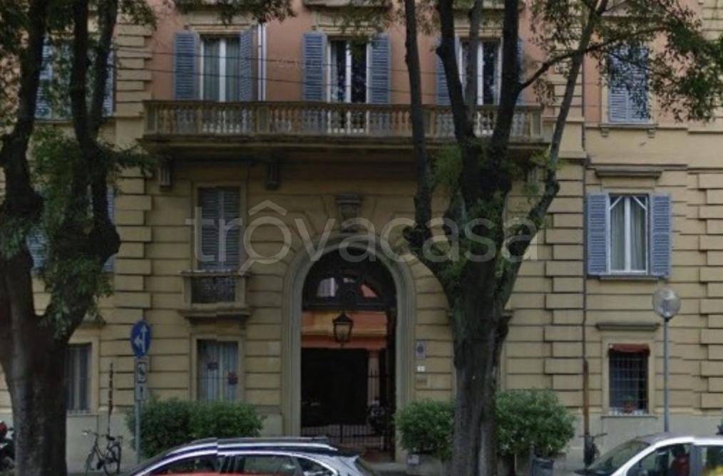 ufficio in vendita a Modena in zona Centro Storico