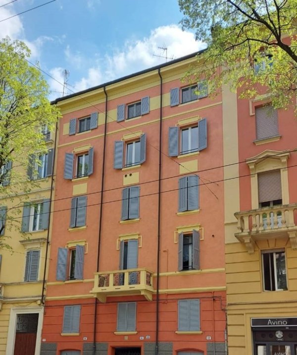 appartamento in vendita a Modena in zona Centro Storico