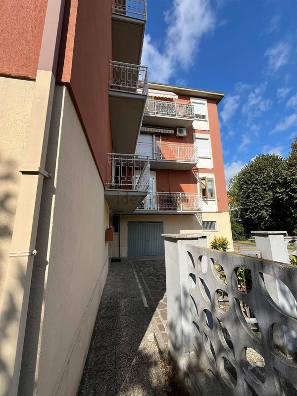 appartamento in vendita a Modena in zona San Damaso
