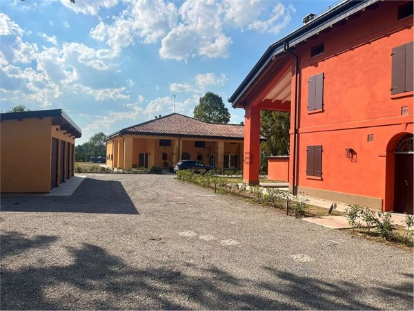 casa indipendente in vendita a Modena in zona Cittanova