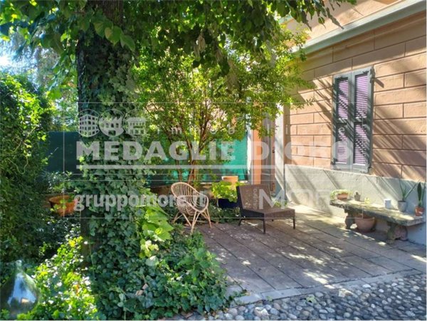 casa indipendente in vendita a Modena in zona Crocetta