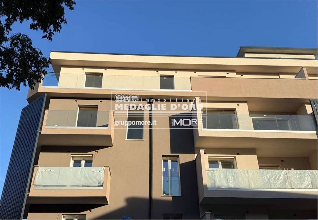 appartamento in vendita a Modena in zona San Lazzaro / Modena Est