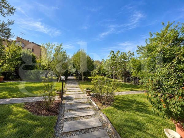 appartamento in vendita a Modena in zona San Faustino