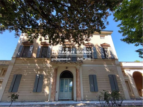 appartamento in vendita a Modena