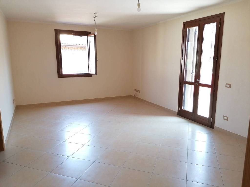 casa indipendente in vendita a Modena in zona Vaciglio