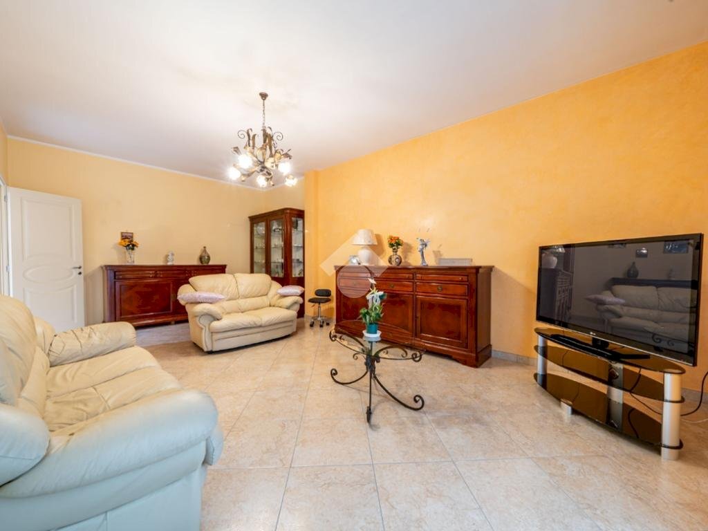 appartamento in vendita a Modena in zona San Lazzaro / Modena Est