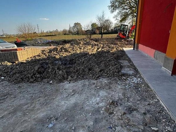 casa indipendente in vendita a Modena in zona Baggiovara