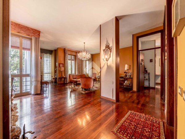 casa indipendente in vendita a Modena