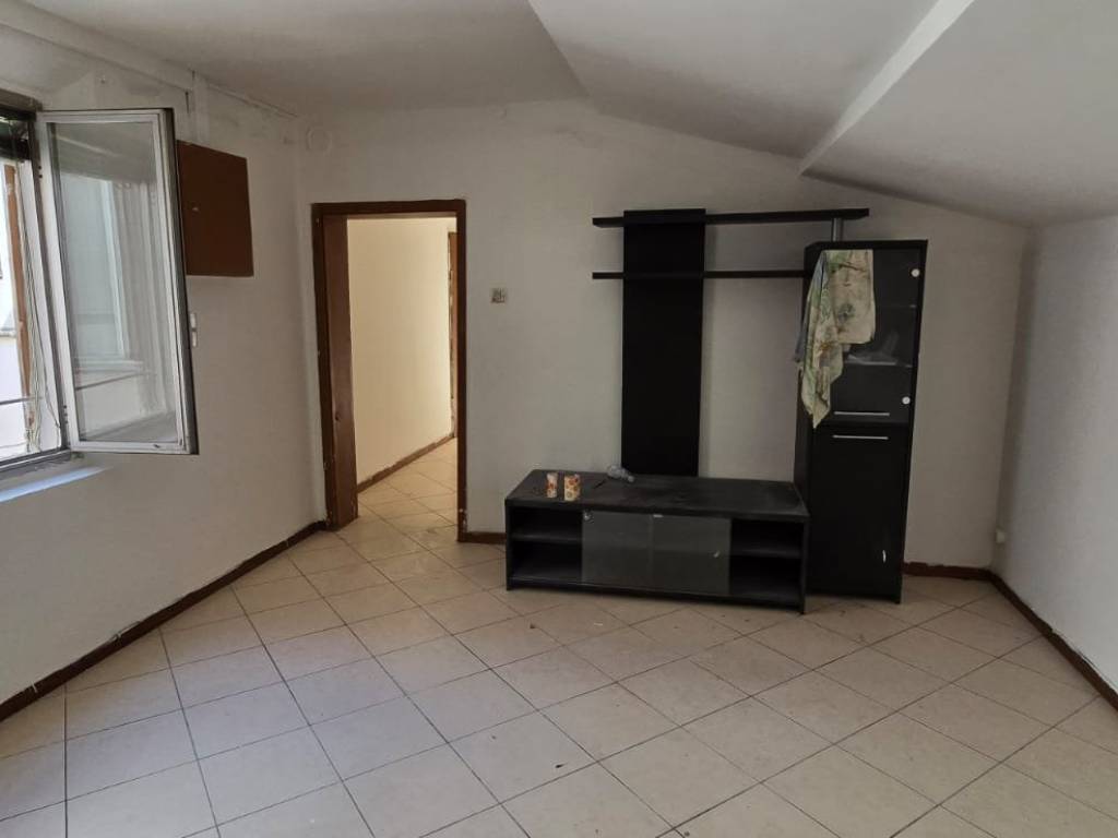 appartamento in vendita a Modena in zona Crocetta