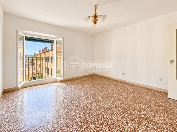 appartamento in vendita a Modena in zona Crocetta