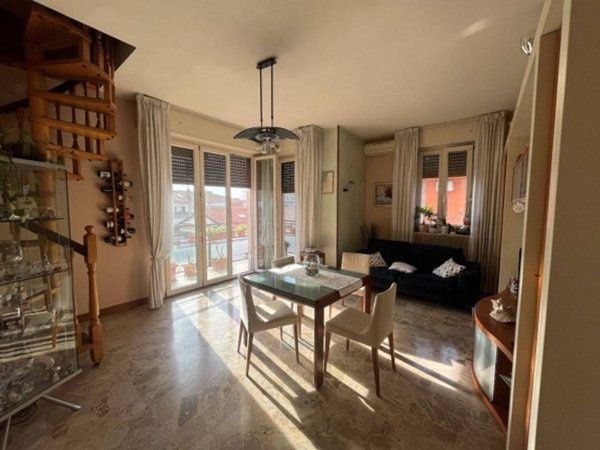 appartamento in vendita a Modena in zona Crocetta