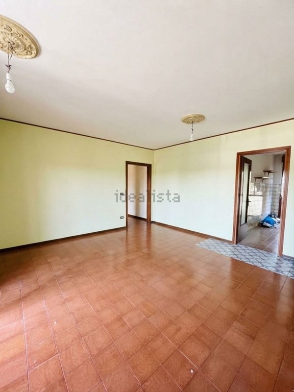 appartamento in vendita a Modena in zona Amendola