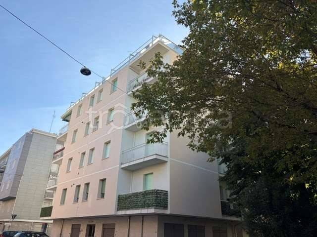 appartamento in vendita a Modena in zona San Faustino