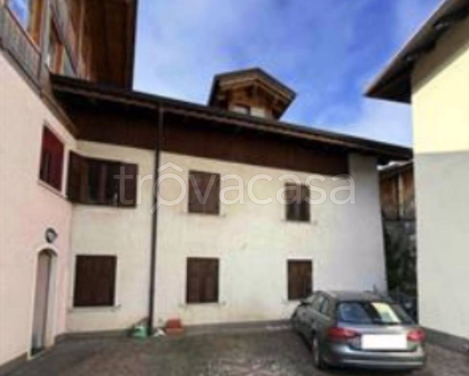 appartamento in vendita a Modena in zona Crocetta