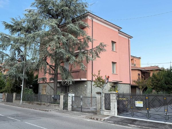 appartamento in vendita a Modena in zona San Lazzaro / Modena Est
