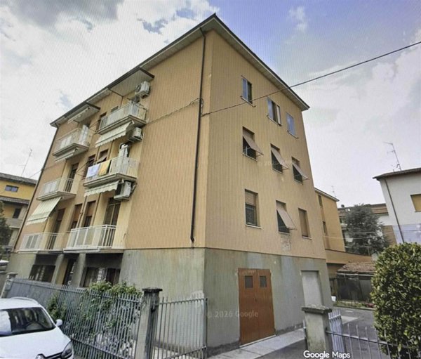appartamento in vendita a Modena in zona Madonnina / Quattro Ville